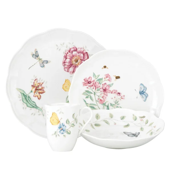 Butterfly Meadow 4-Piece Dining Set: Porcelain Dinnerware with Nature Motifs