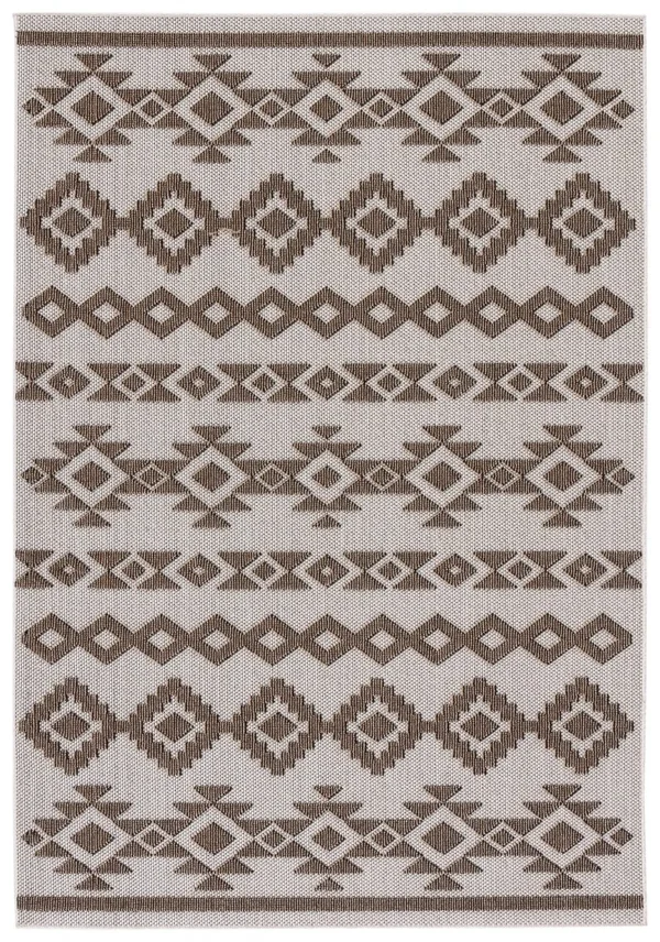 Global Indoor/Outdoor Power Loomed Rug – Stylish 100% Polypropylene, Durable & Easy Care for Any Space