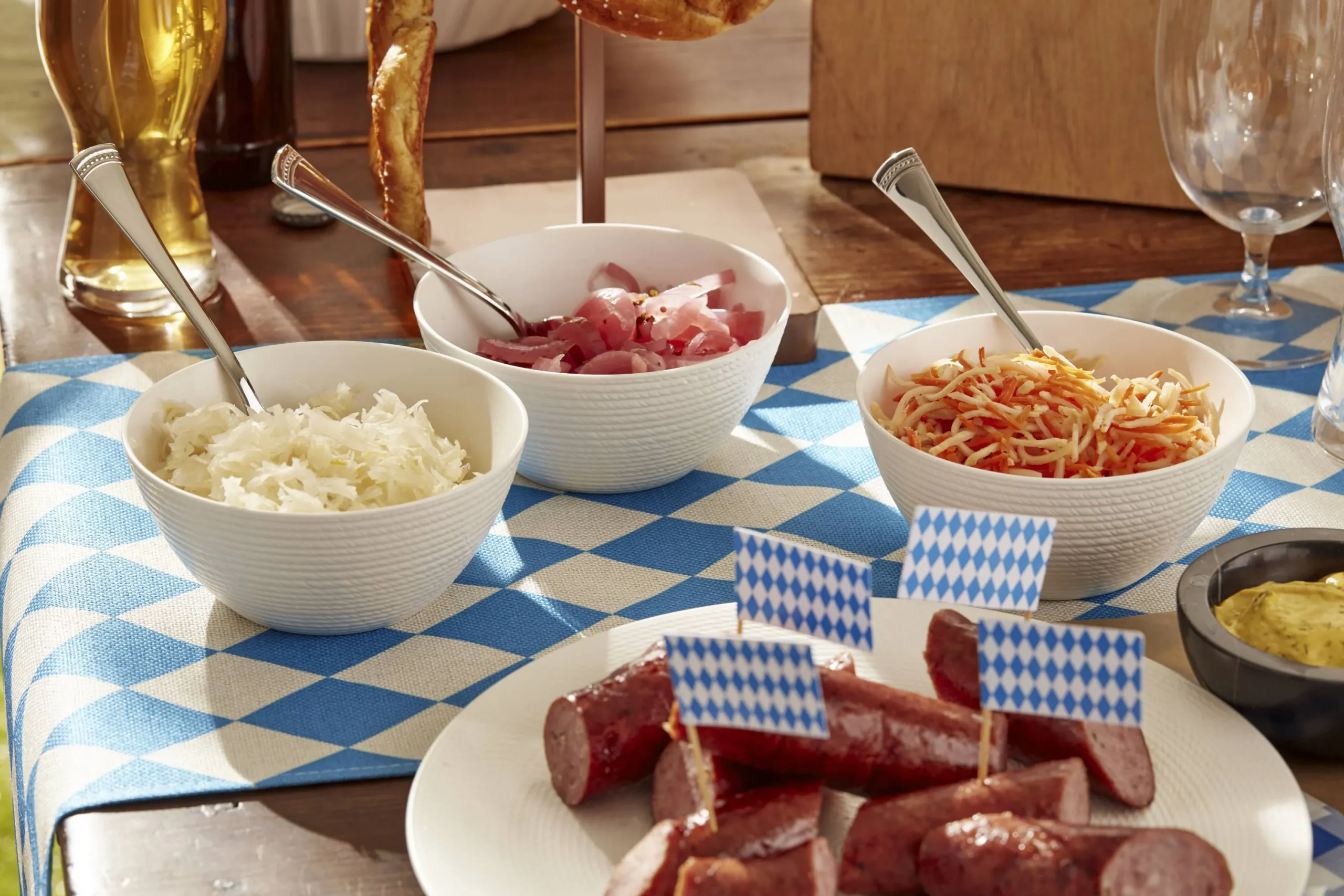 7pLX-Collective-Elegant-White-Porcelain-Accent-Plates-Dishwasher-Microwave-Safe-Set-of-4_1